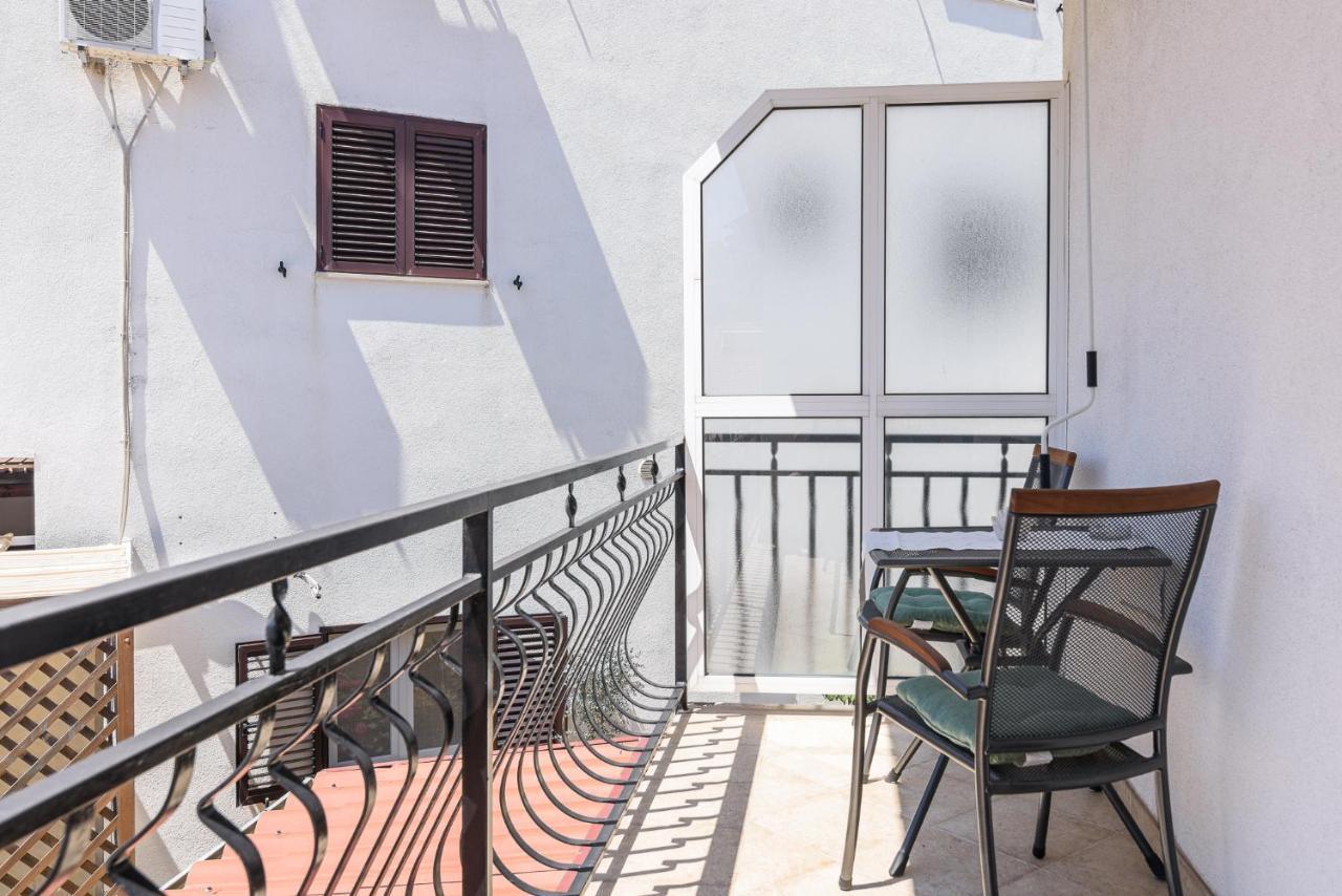 Apartmani Suki Trogir Exterior photo
