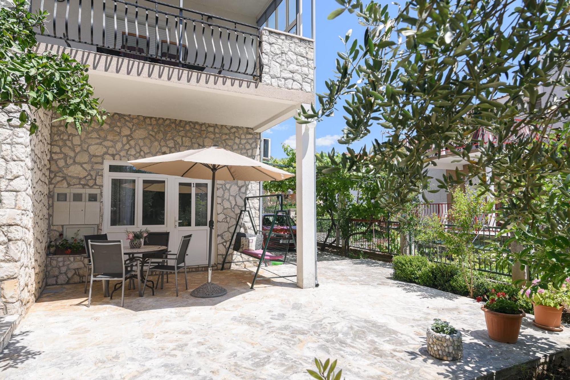 Apartmani Suki Trogir Exterior photo